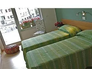 Panzió Lindo Nápoly